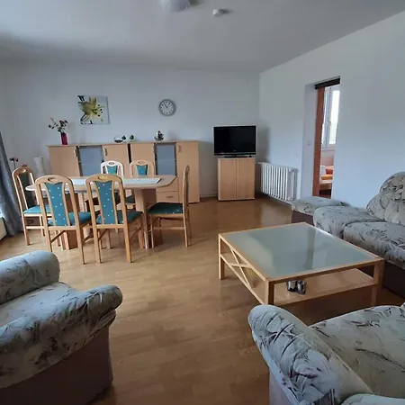 Wiesengrund 3 Apartment